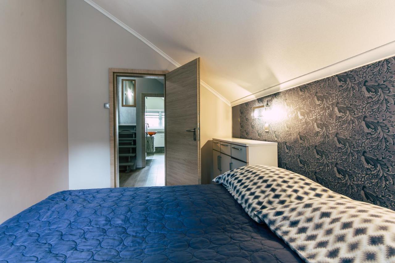 Apartamenty Jablonowa Zielona Góra Buitenkant foto
