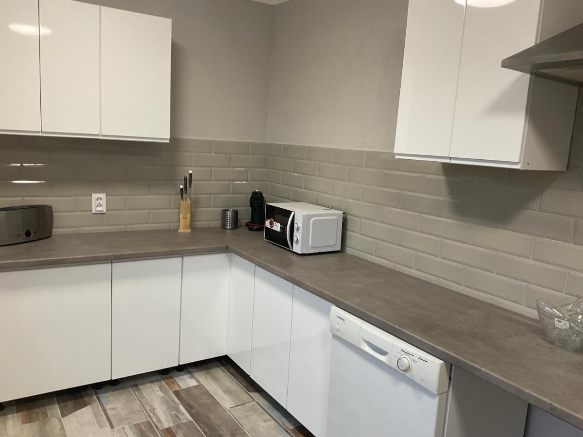 Apartamenty Jablonowa Zielona Góra Buitenkant foto