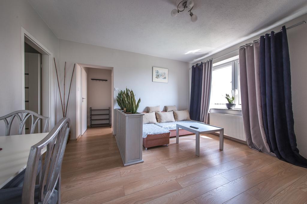 Apartamenty Jablonowa Zielona Góra Buitenkant foto