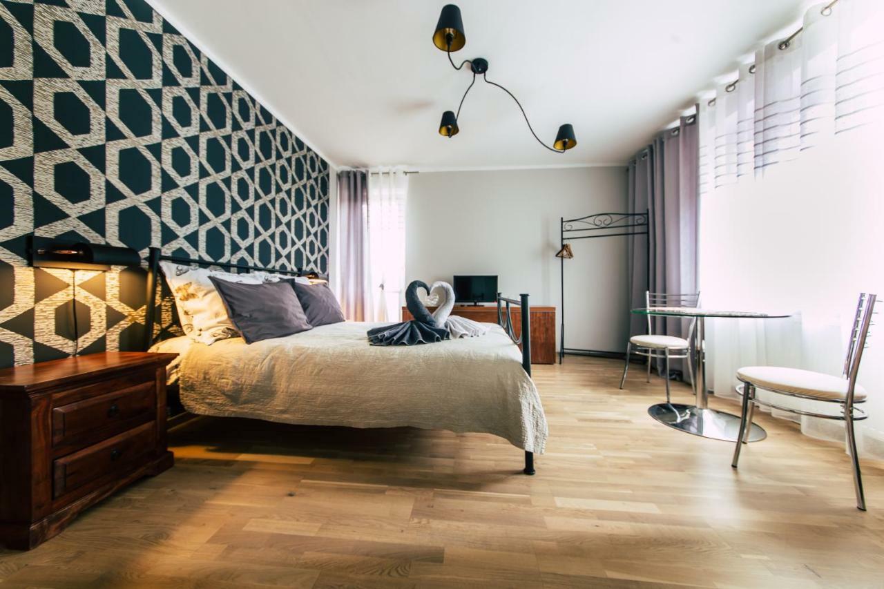Apartamenty Jablonowa Zielona Góra Buitenkant foto