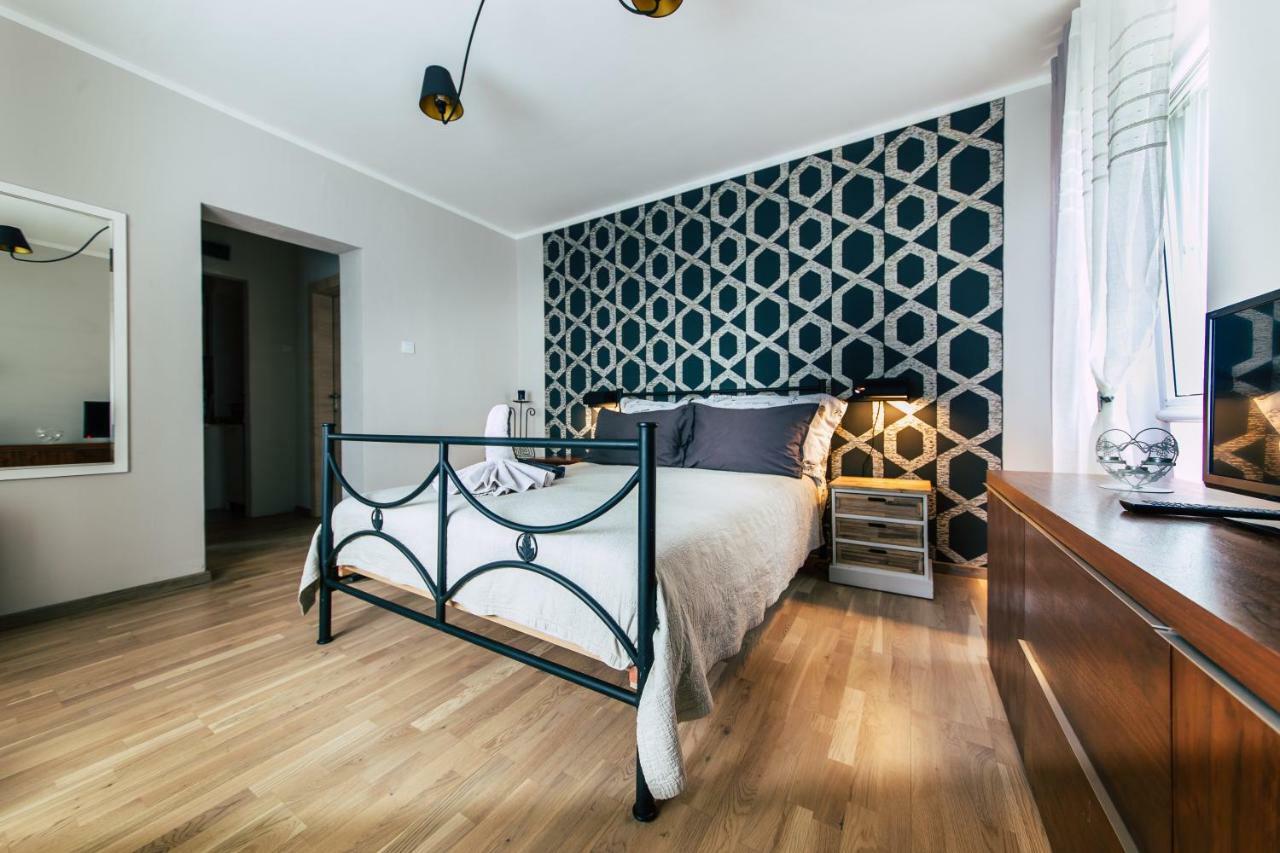Apartamenty Jablonowa Zielona Góra Buitenkant foto